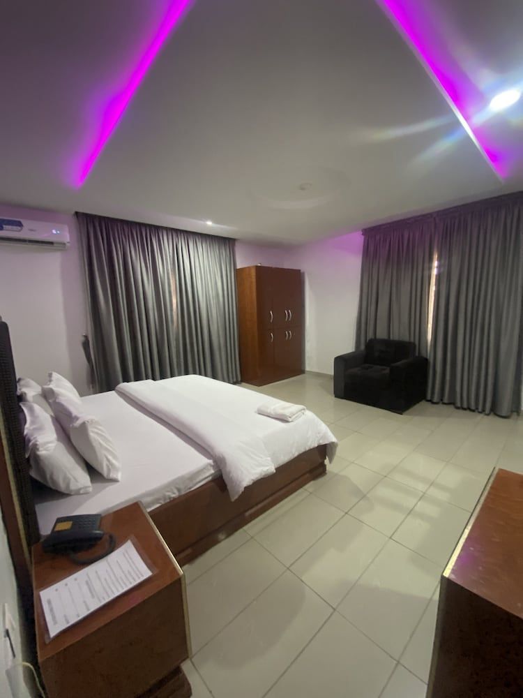 Presidential Suite