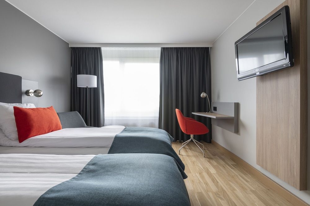 Quality Hotel Prisma Standard 2 Singles Non Smoking 3