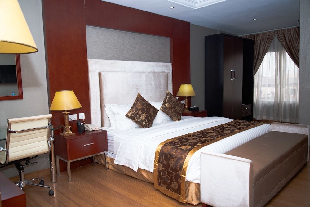 Room (Diplomatic)