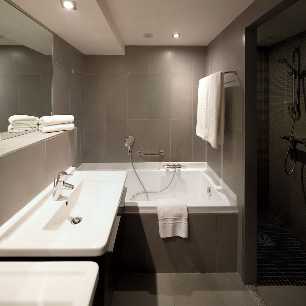 Grand Hotel Bristol Deluxe Room 4