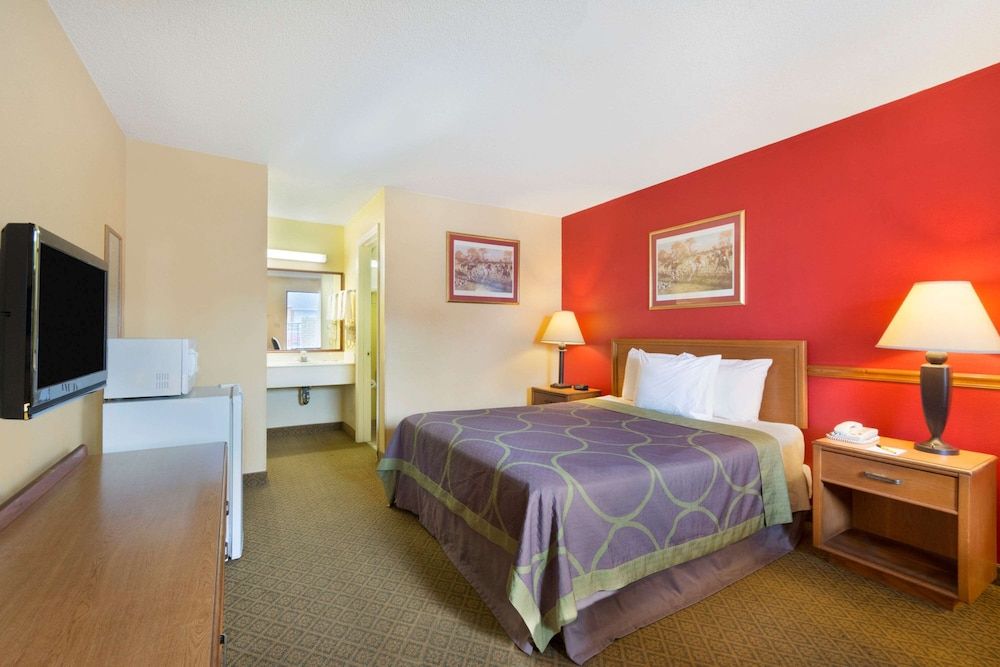 Standard Room, 1 Queen Bed, Smoking