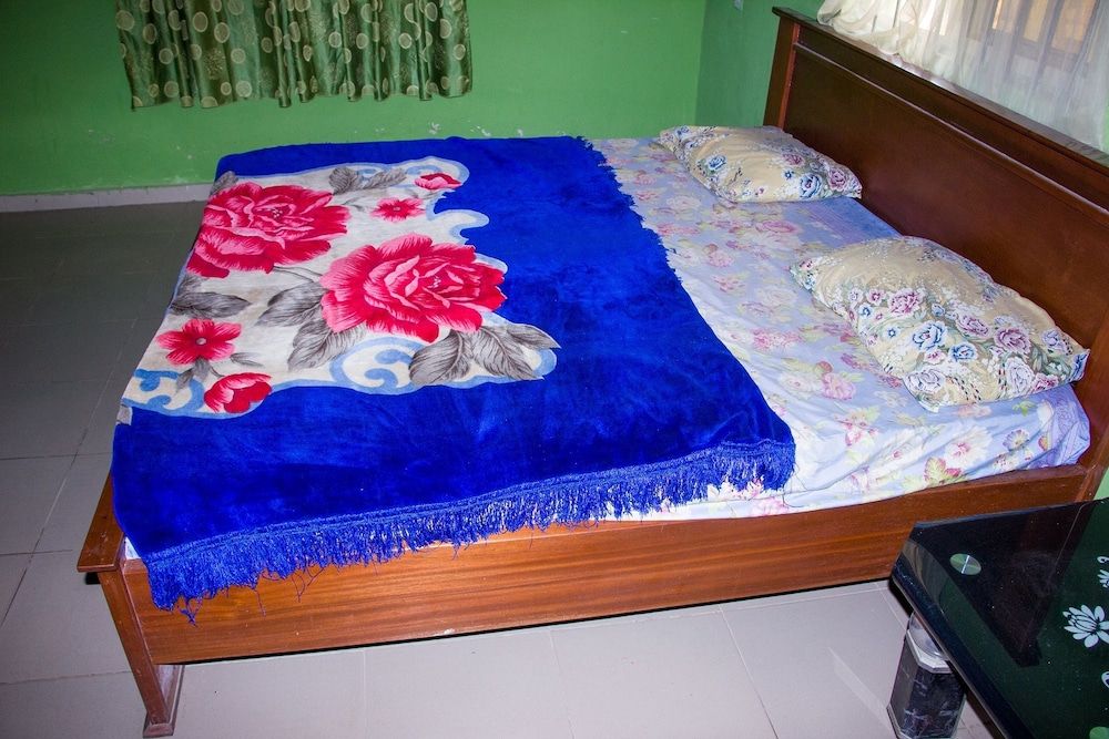 Exclusive Relaxation Place & Bar