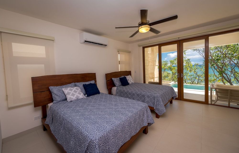 Deluxe Condo, 4 Bedrooms, Non Smoking, Beach View