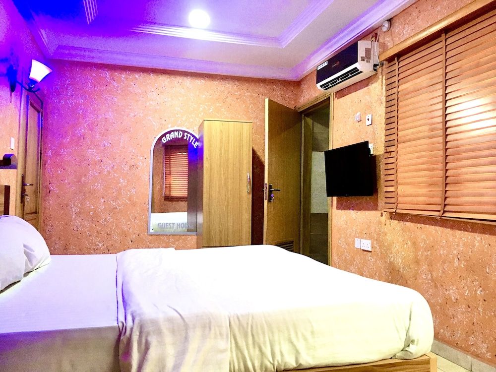 Royal Room