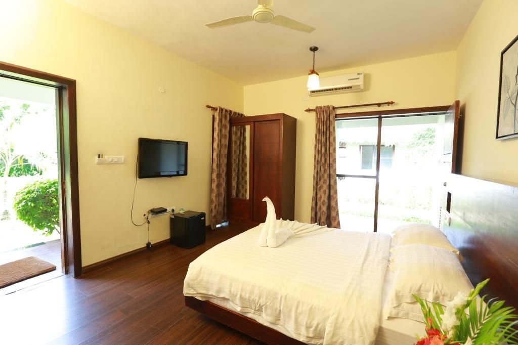 Deshadan Backwater Resort Pavillion Room 3