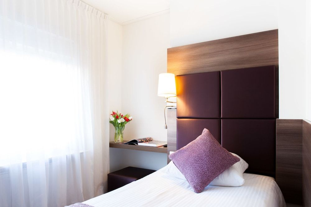 undefined Hotel Victorie 9