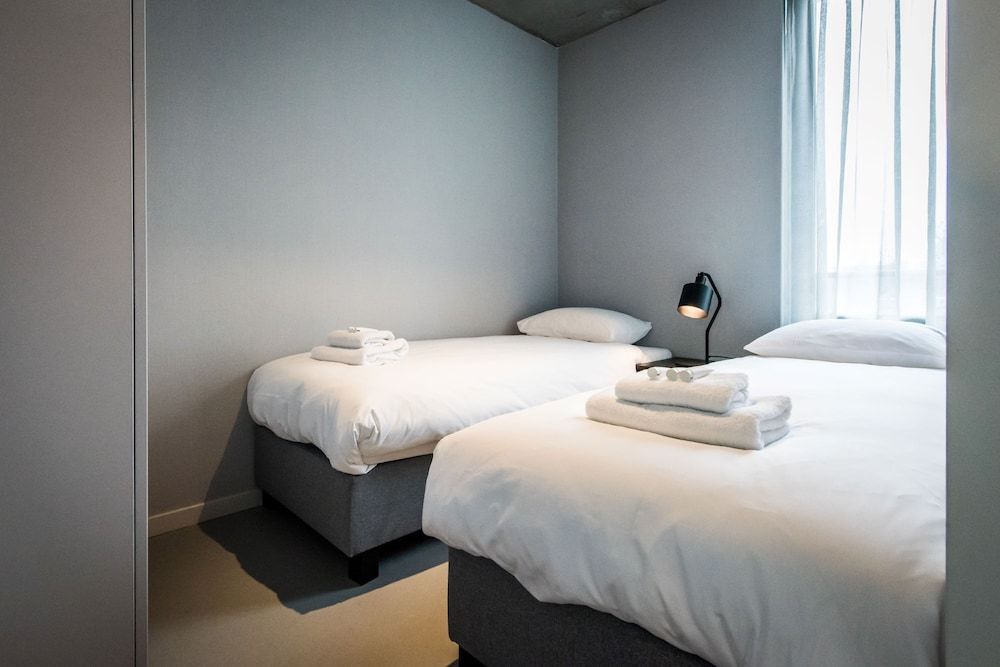 YAYS Amsterdam East by Numa 2 Bedroom Apartment 3