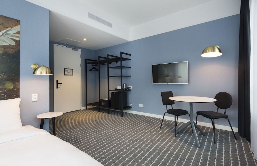 Corendon Urban Amsterdam Schiphol Airport Hotel Urban Twin Room 2