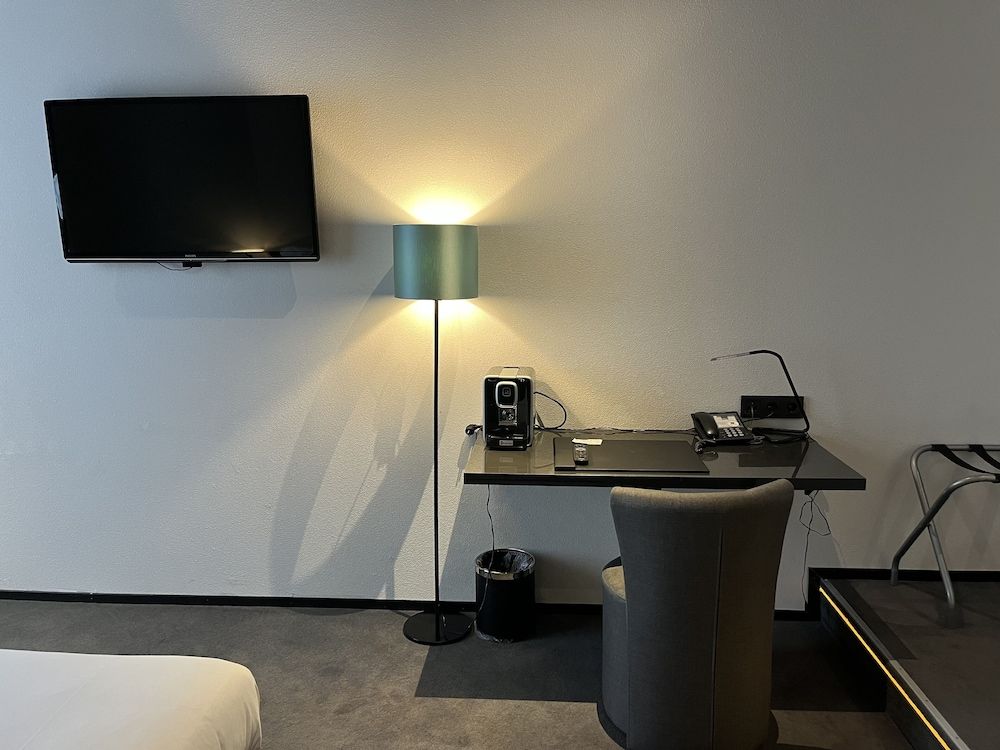 undefined Hotel Glow 9