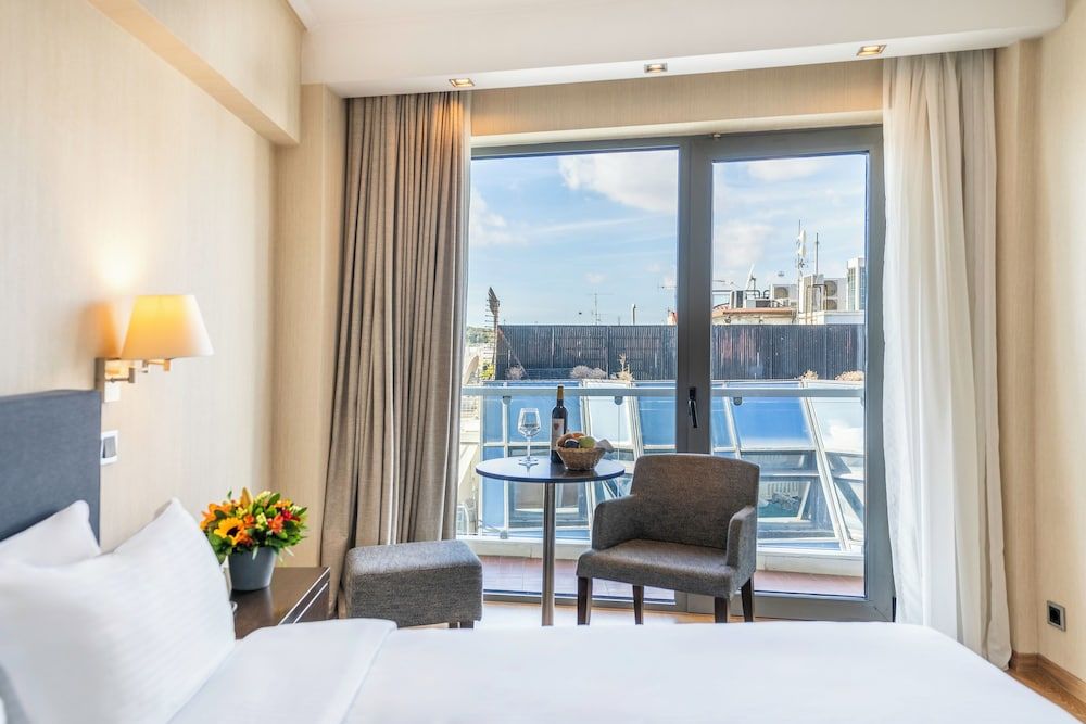 undefined Athens Gate Hotel 3
