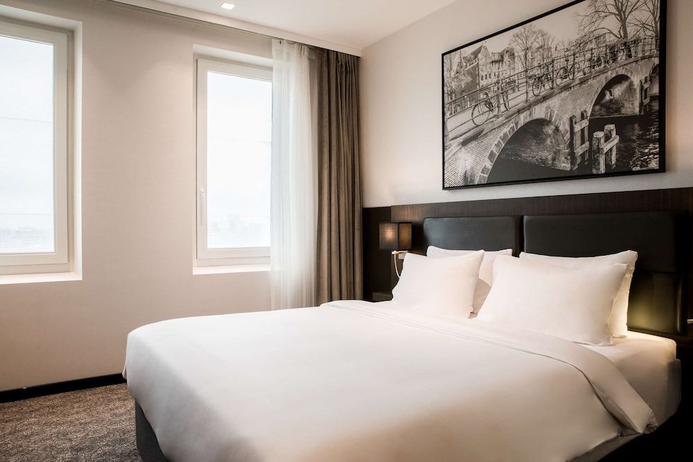 undefined Radisson Hotel & Suites Amsterdam South 5