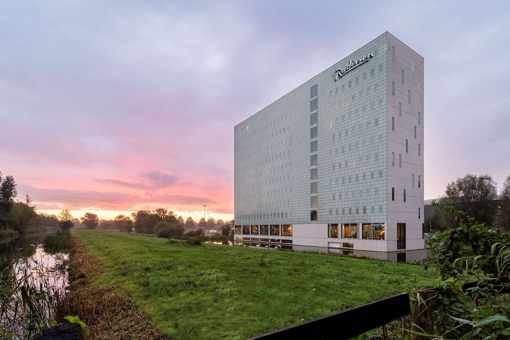 undefined Radisson Hotel & Suites Amsterdam South 6