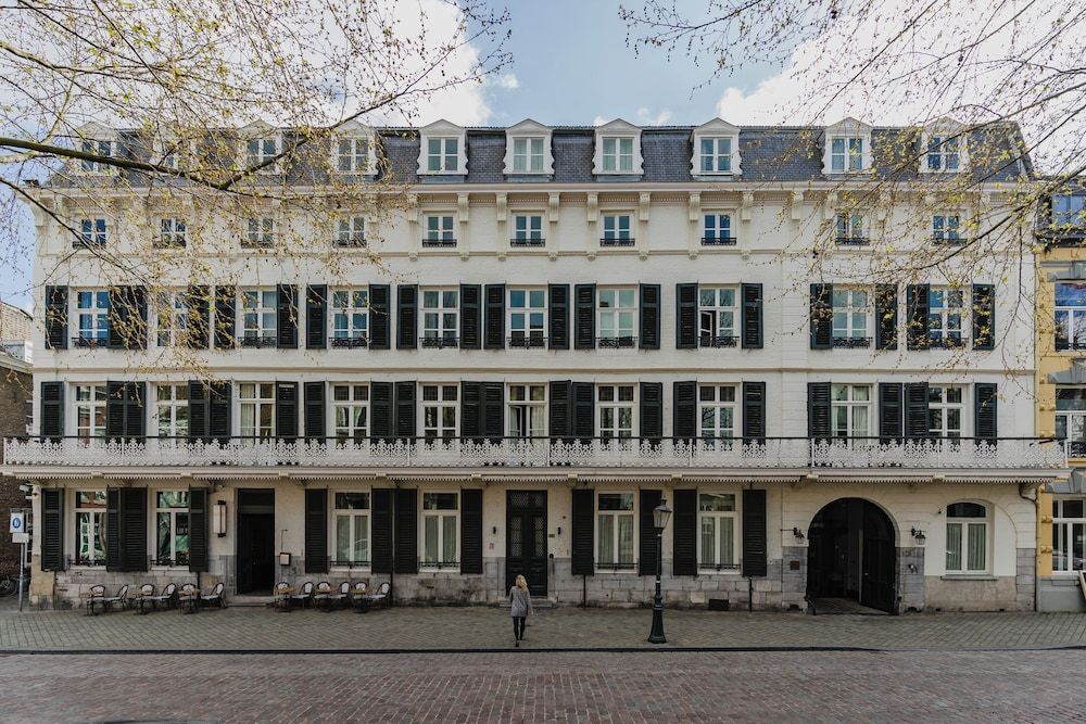 undefined Hotel Monastère Maastricht 10