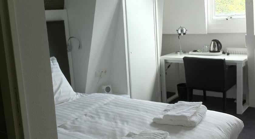 undefined Hotel Vossius Vondelpark 9