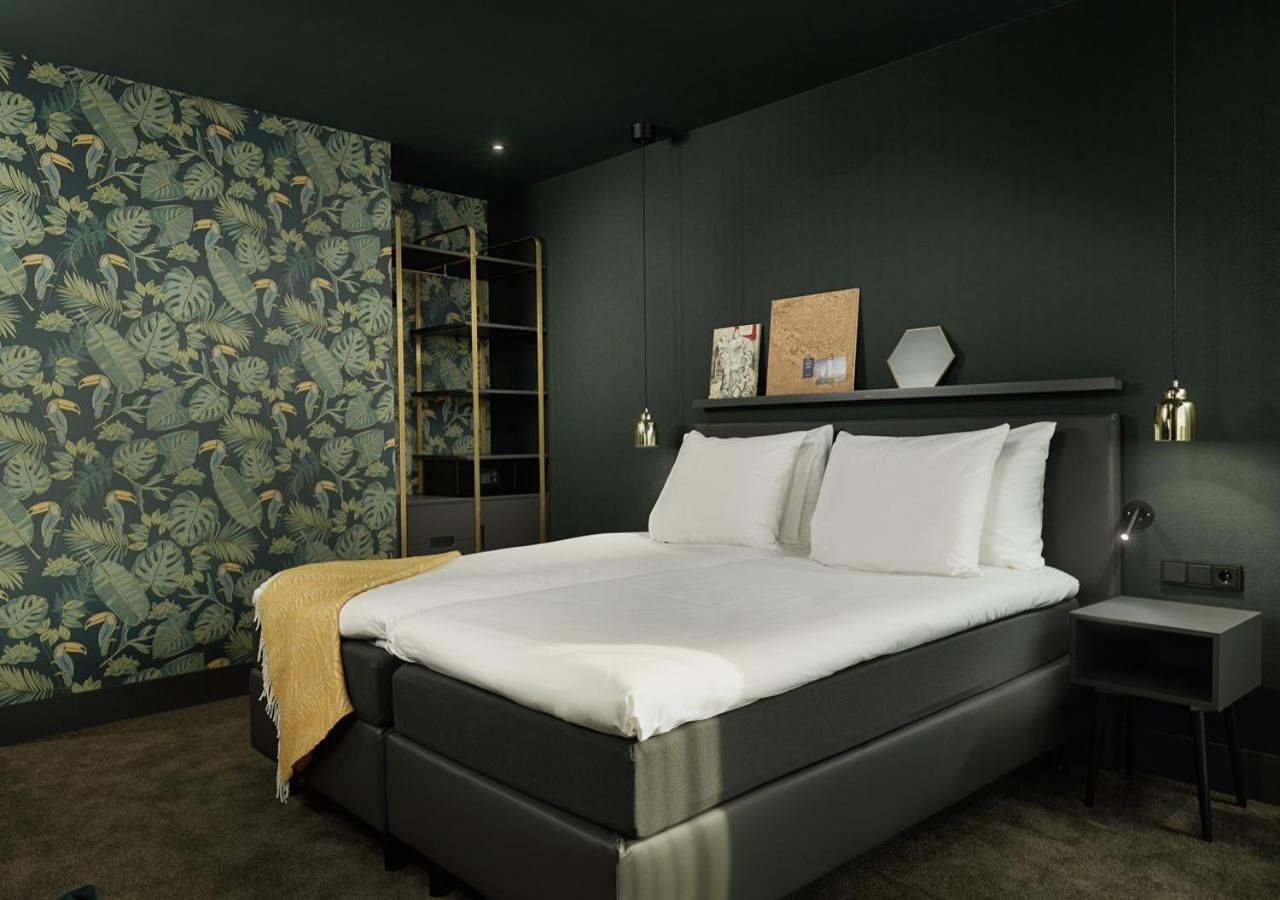 undefined Van der Valk Amsterdam Amstel 4