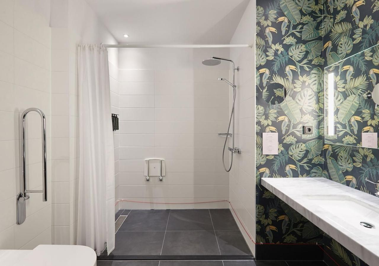 undefined Van der Valk Amsterdam Amstel 6