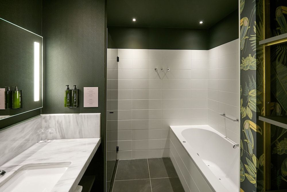 undefined Van der Valk Amsterdam Amstel 9