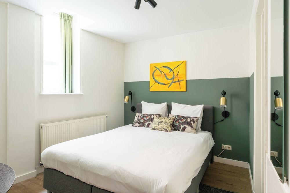 undefined Amsterdam Dockside Flats 8