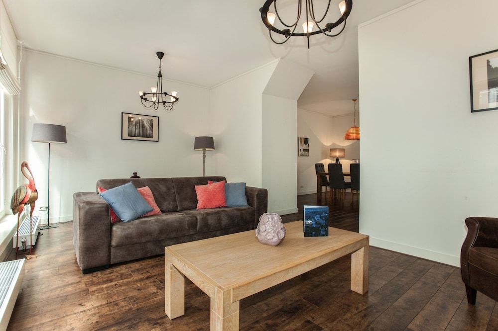 Apartment, 2 Bedrooms (spacious)