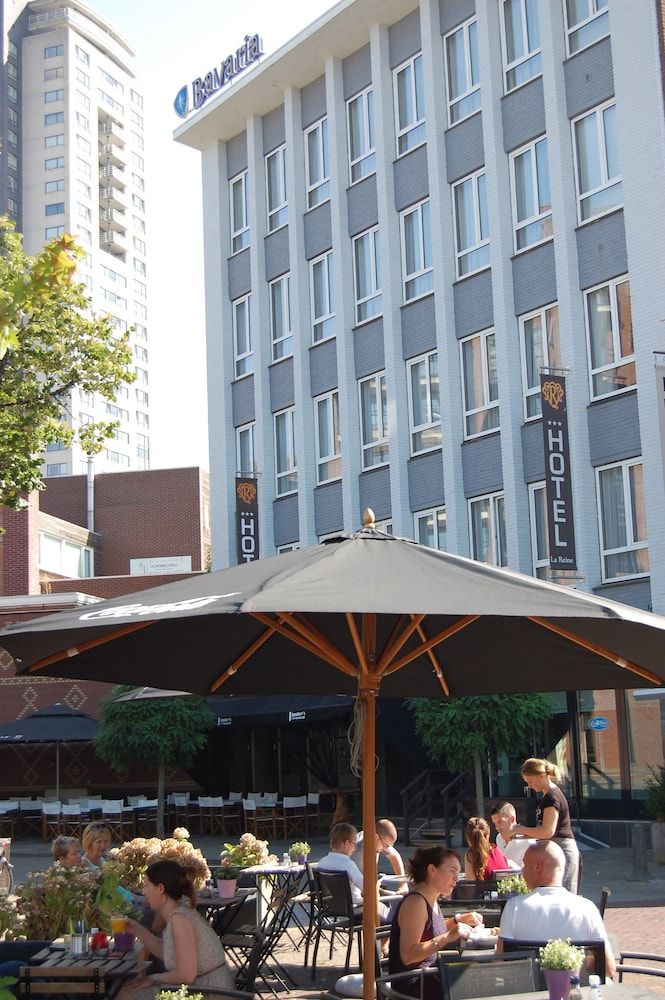 undefined Hotel La Reine 6