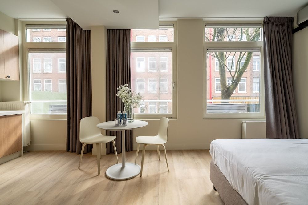 Numa | Amsterdam Oosterpark Large Studio with Kitchen 11