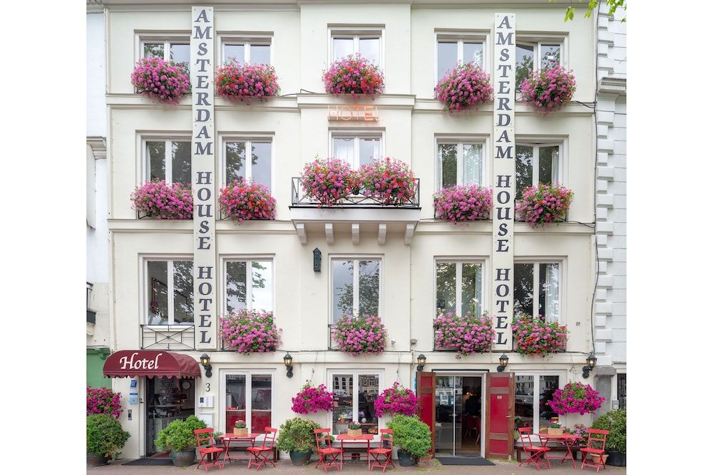 Amsterdam House Hotel