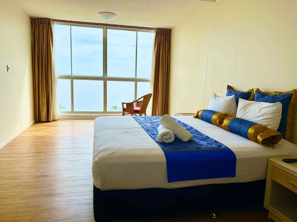 undefined Acacia Court Hotel
