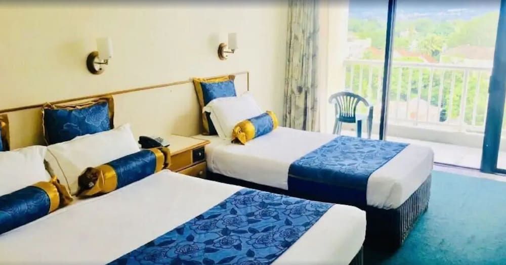 undefined Acacia Court Hotel 3