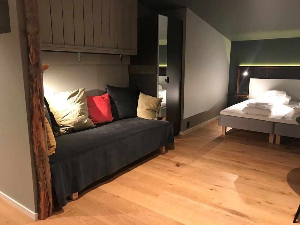 Junior Room