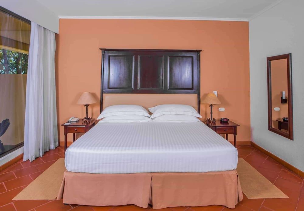 Occidental Papagayo - Adults Only - All inclusive Deluxe Room, Bay View 4