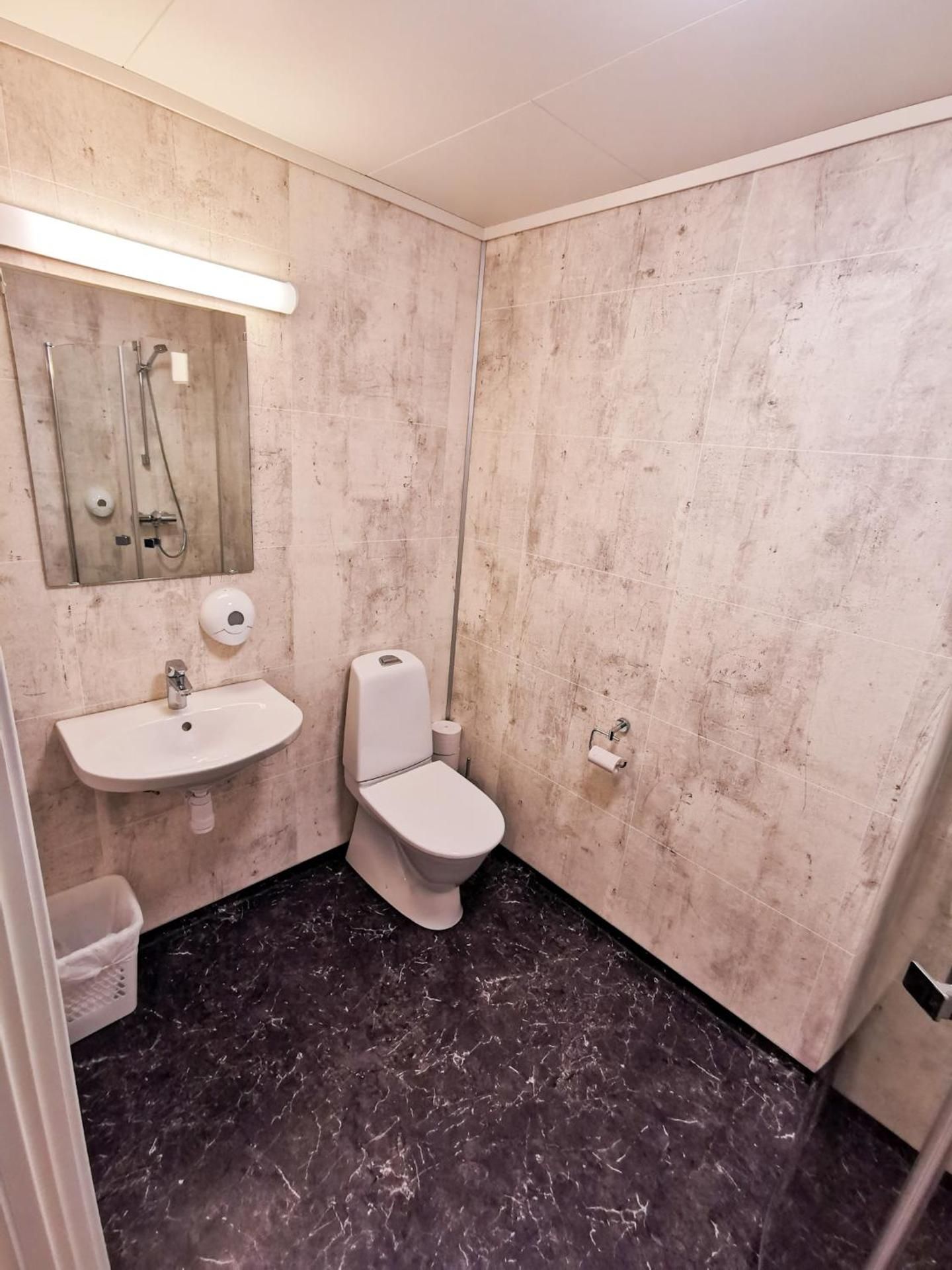 Quadruple Room with Shower