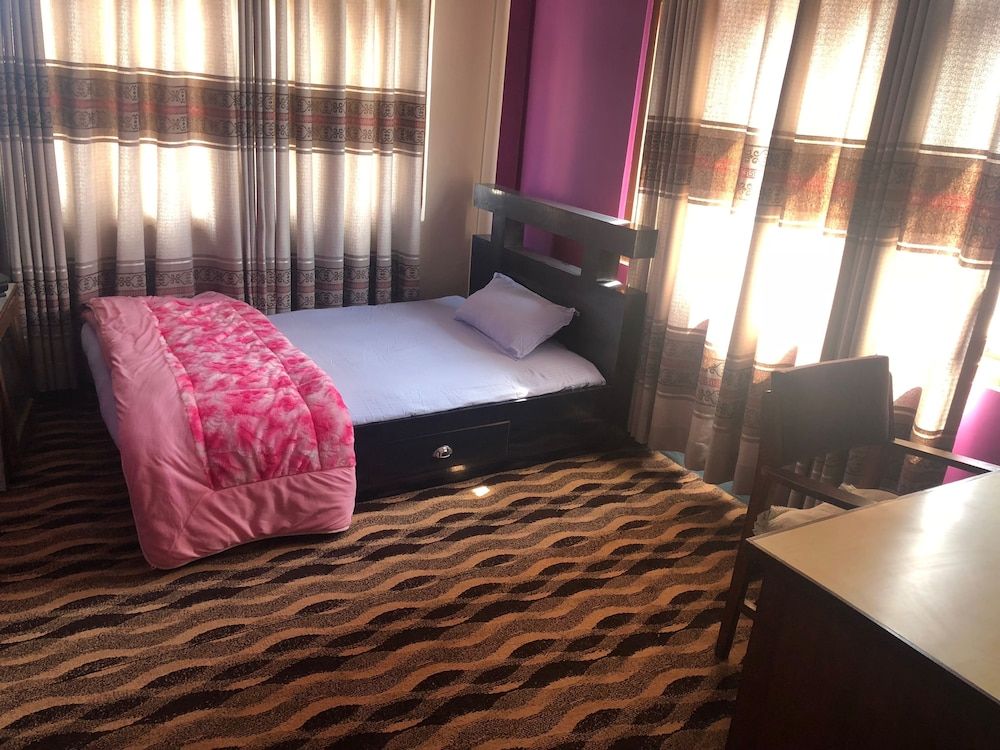 Kantipur Temple Homestay Double Room Single Use, Smoking, Hill View 4