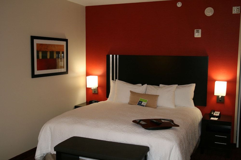 Room, 1 King Bed, Non Smoking