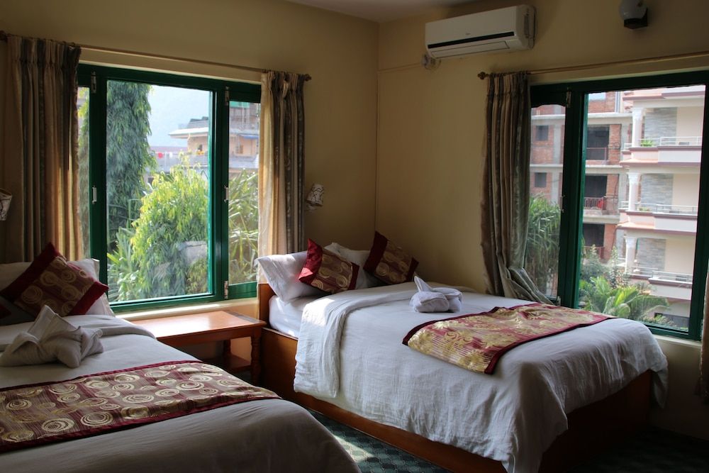 undefined Hotel Noble Inn 2