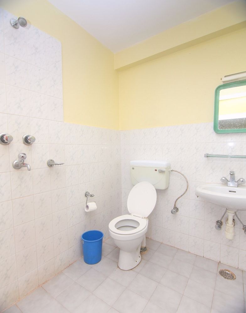 undefined Hotel Noble Inn 8