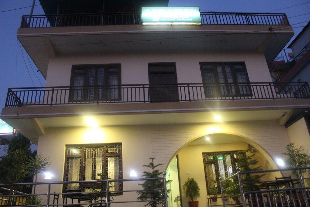 undefined Hotel Alpine Villa 2