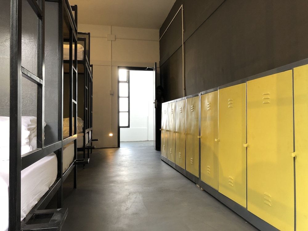 undefined Yakety Yak Hostel 10