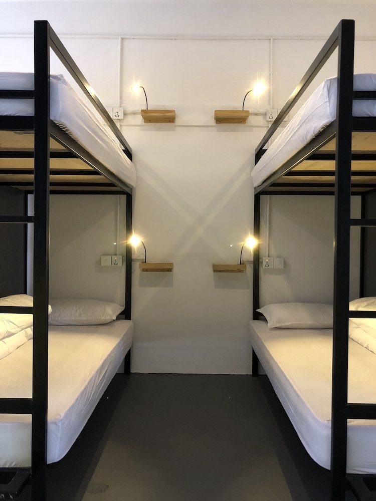 undefined Yakety Yak Hostel 9