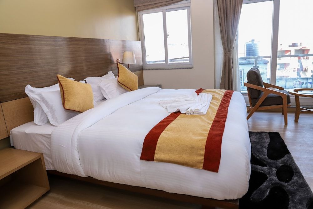 Retro Hotel and Spa Standard Room 4