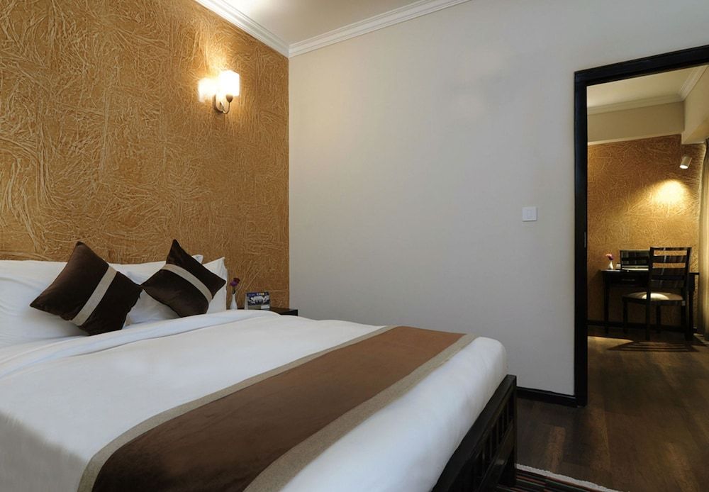 undefined Hotel Sarowar 8