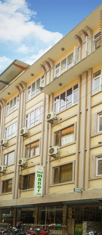 undefined Harati Manor Inn