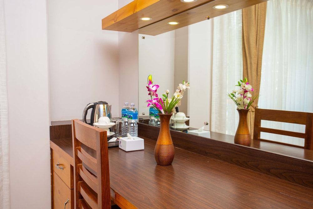 Hotel Lake Paradise Deluxe Double or Twin Room 18