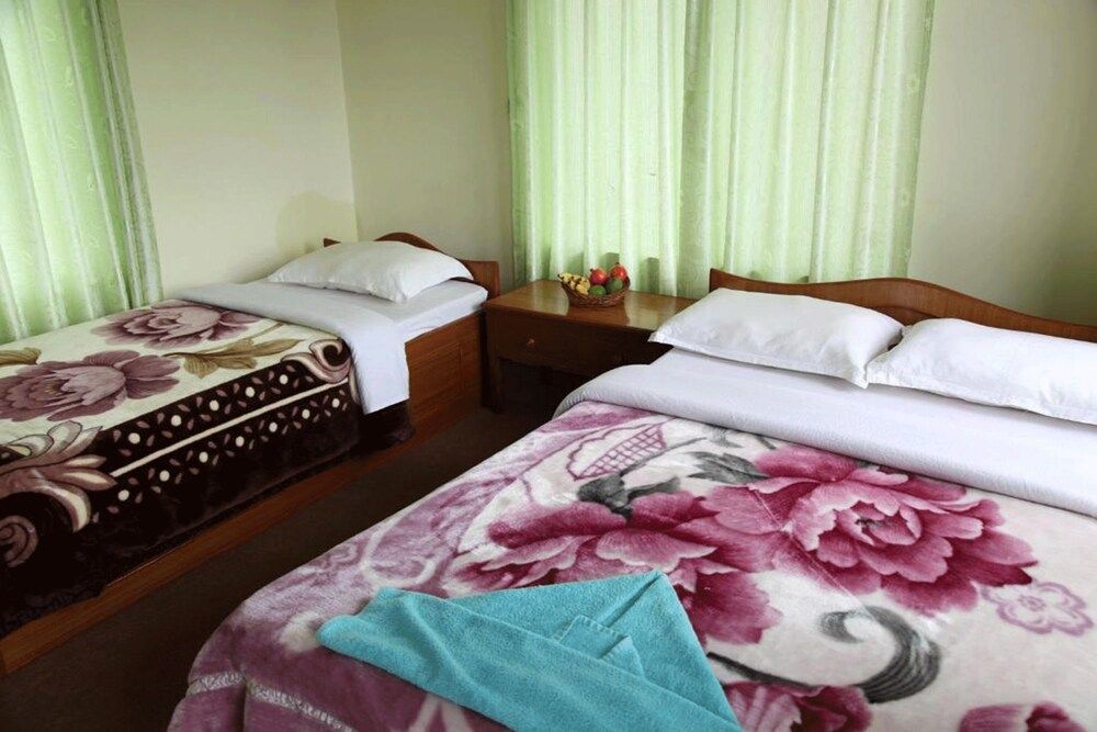 undefined Hotel Snow Leopard 9