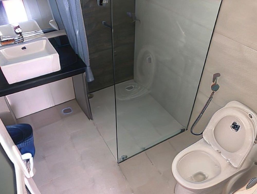 undefined Hotel Guru 8