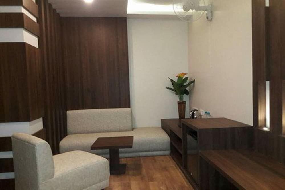 Hotel Kailash Business Double or Twin Room 13