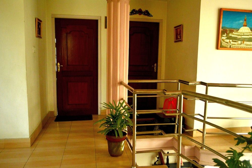 undefined Pari Homestay 9