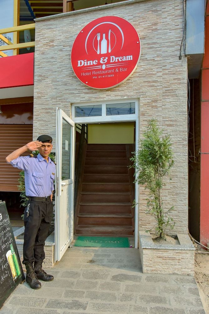 undefined Hotel Dine & Dream 2