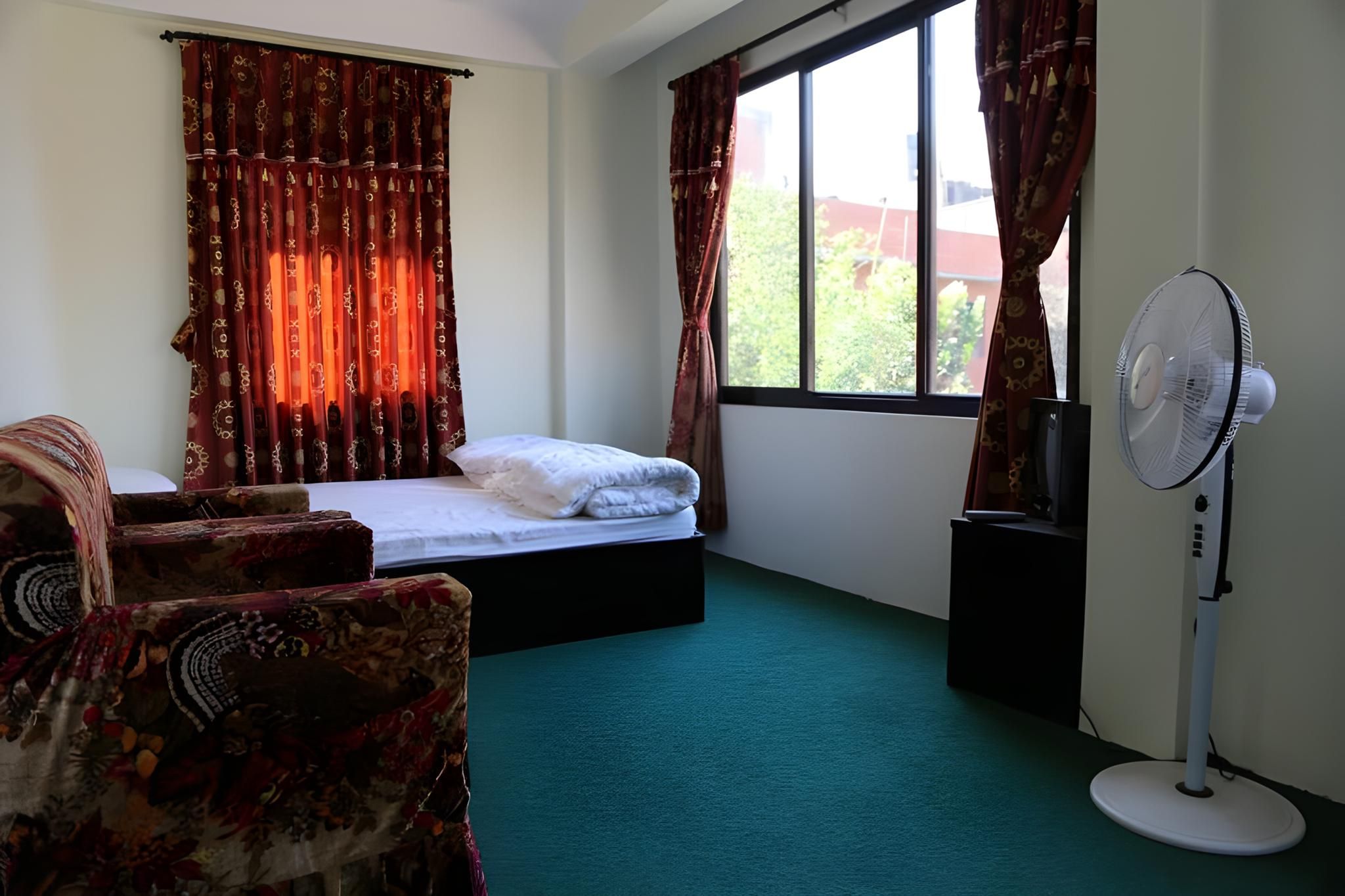 Family Room - 2 x Double bed