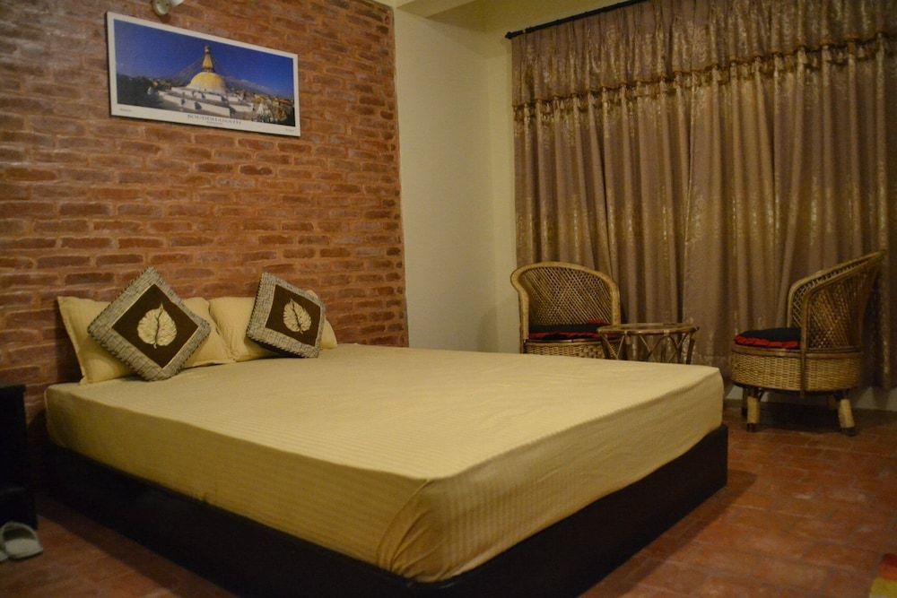 Pradhan House Homestay with Garden Deluxe Double Room, 1 Bedroom, Garden View