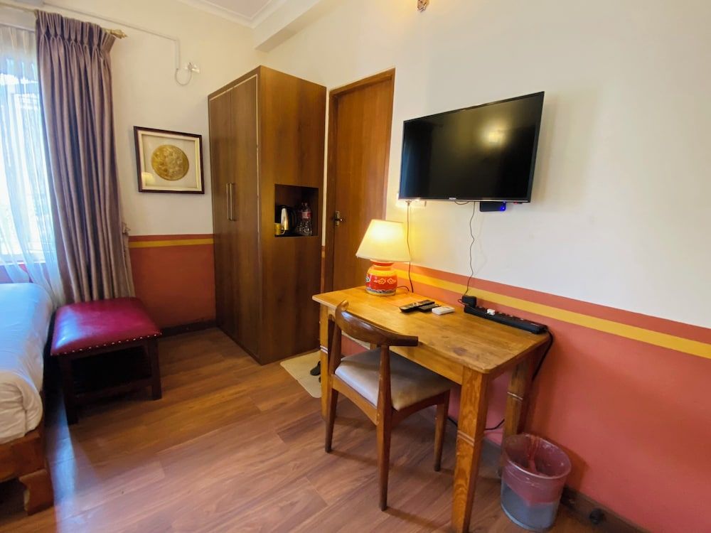 Three Jewels Boutique Hotel Deluxe Double or Twin Room, Garden View 18